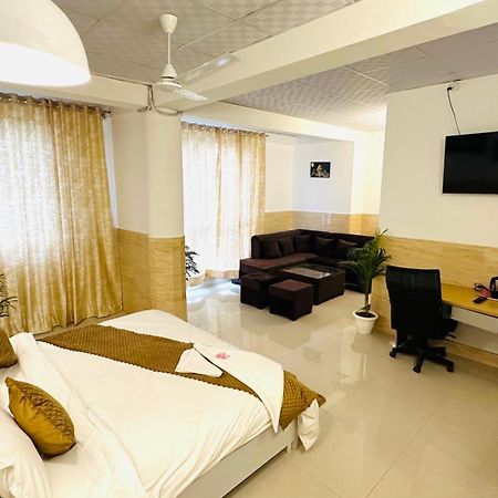Hotel Relax In - Noida Sector 18 Exteriér fotografie