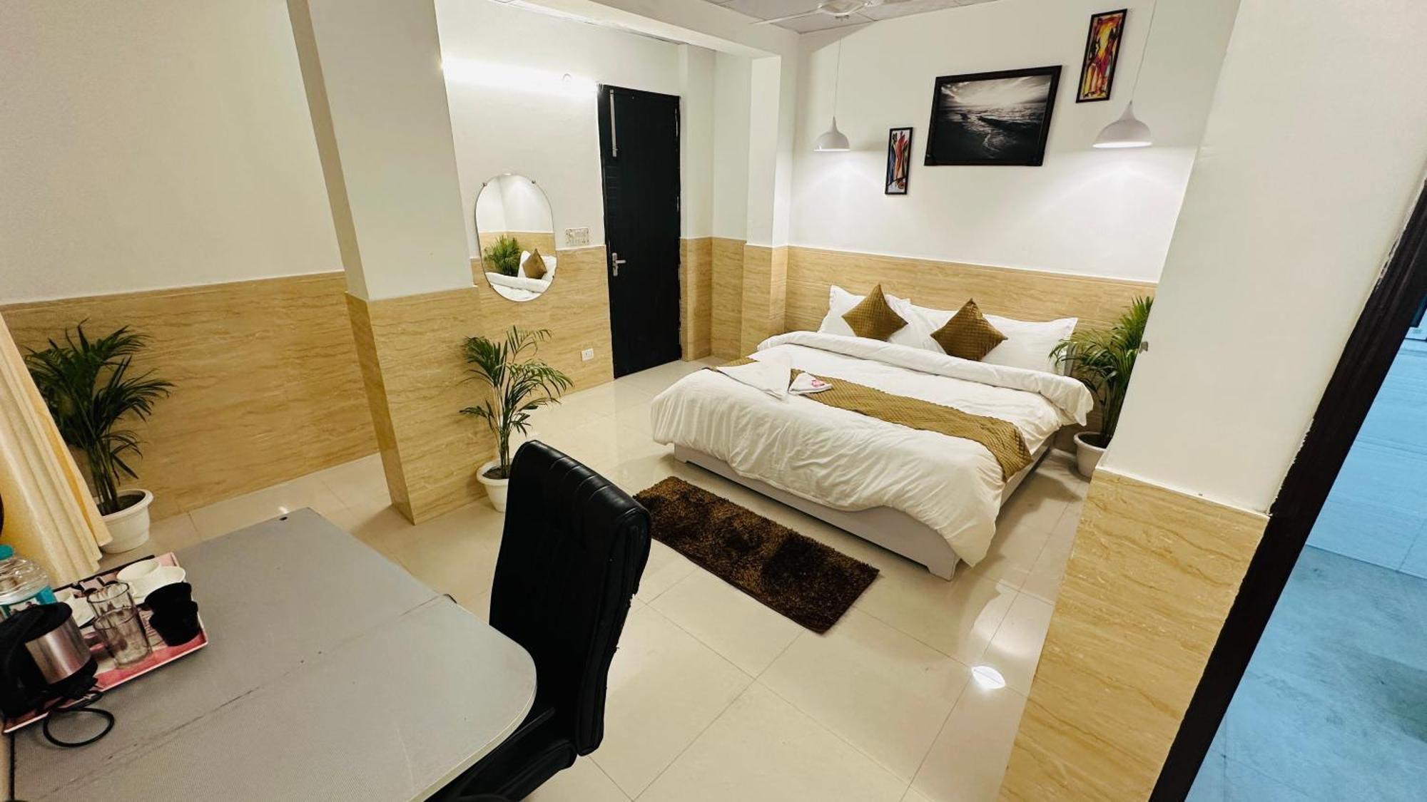 Hotel Relax In - Noida Sector 18 Exteriér fotografie